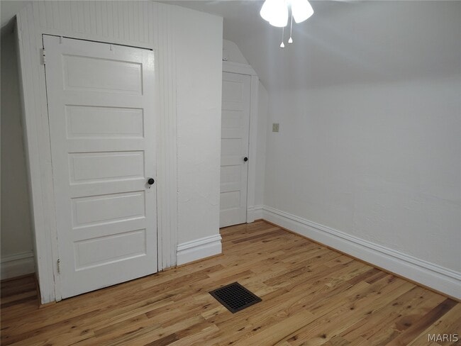 Building Photo - 3246 S Big Bend Blvd