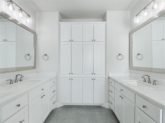 Building Photo - 8473 Gerbera Daisy Rd