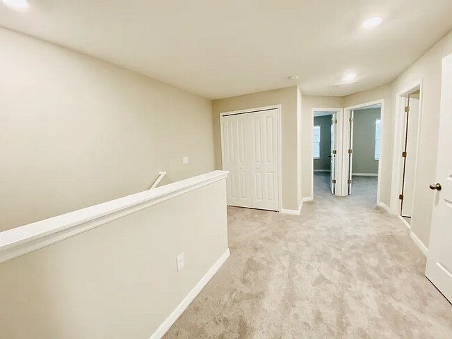 Building Photo - 4542 Globe Thistle Dr