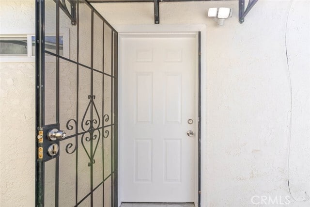 Building Photo - 11246 Saticoy St