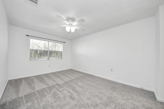 Building Photo - 129 Tarpon St