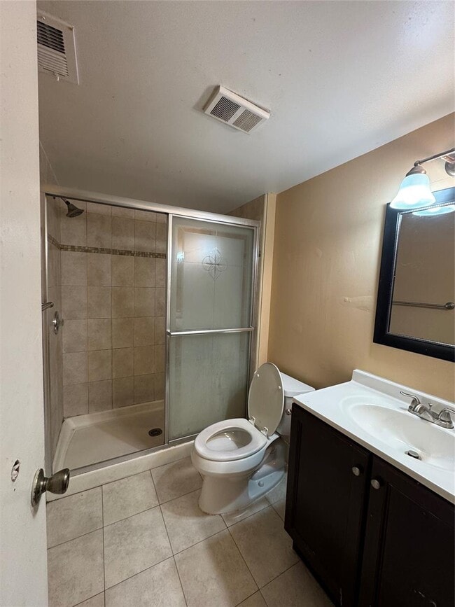 Building Photo - 9001 Wiles Rd