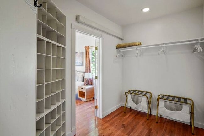 Building Photo - 4551 Narragansett Ave