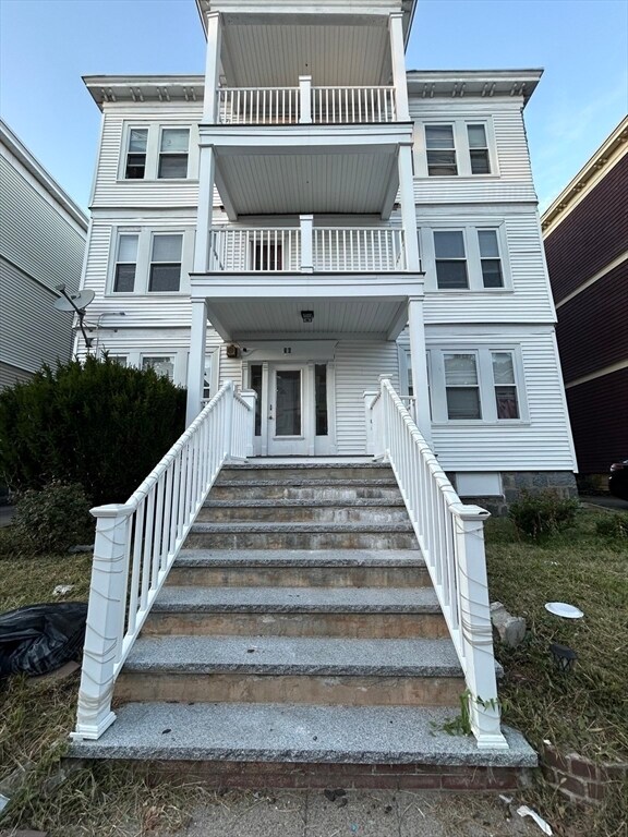 Building Photo - 36 Hosmer St