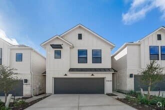 Building Photo - Luxury Living! Beautiful New Construction ...