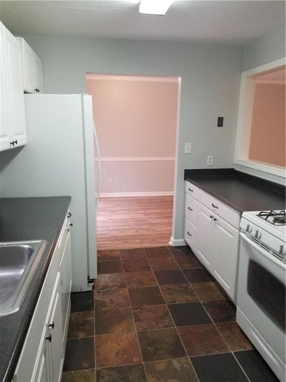 Building Photo - 107 Sterling Ct