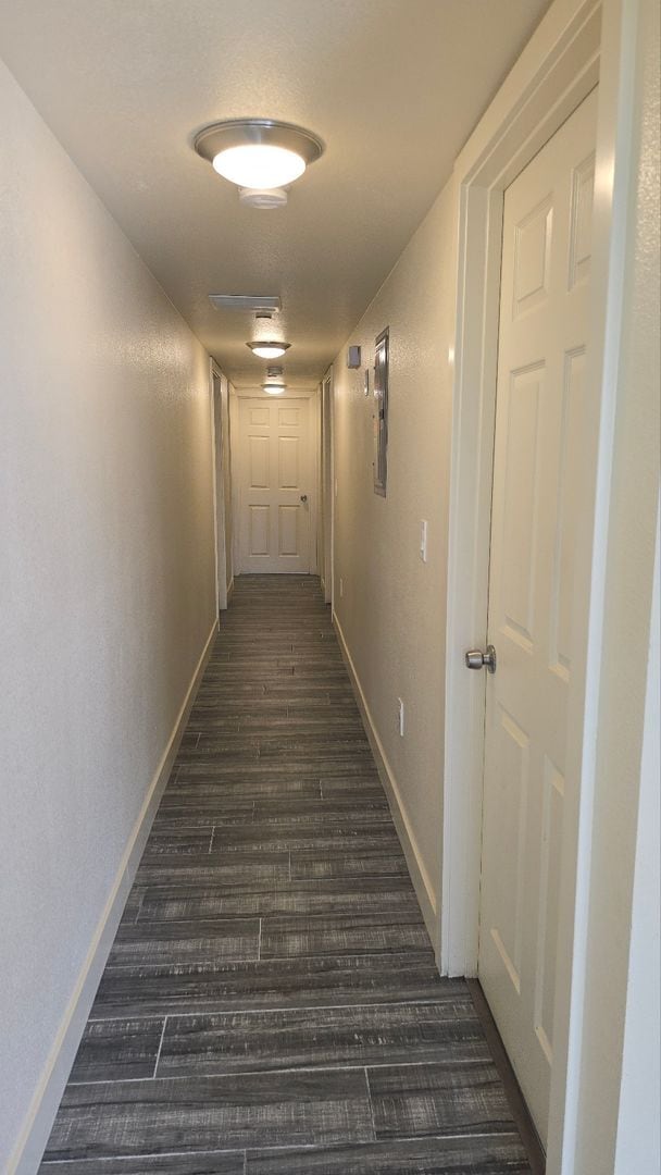 Building Photo - All Bed& Bath at 1st ,2 car Assigned Parking Space at back with access alley,tile &laminate floor...