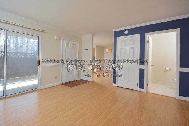 Building Photo - 425 Summerwalk Cir