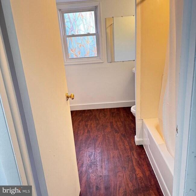 Building Photo - 820 Barkley Dr