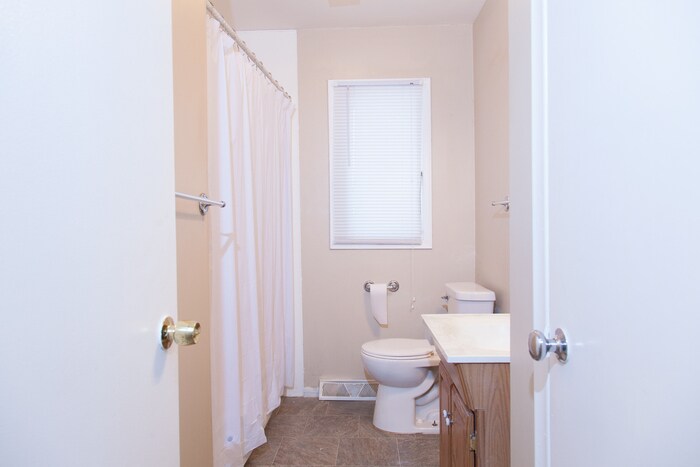 Building Photo - 952 88th Ln NW