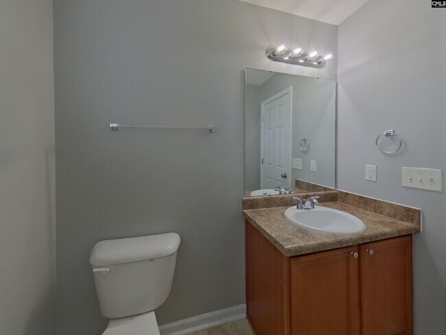 Building Photo - 108 Chethan Cir