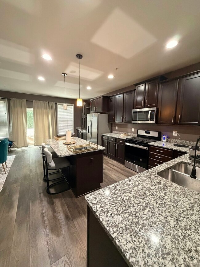 Building Photo - 5217 Forest Pines Dr