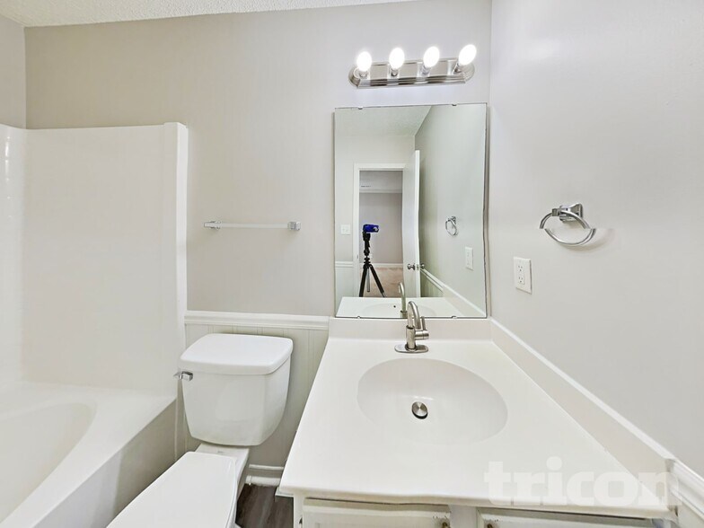 Building Photo - 11608 Stewarts Crossing Dr