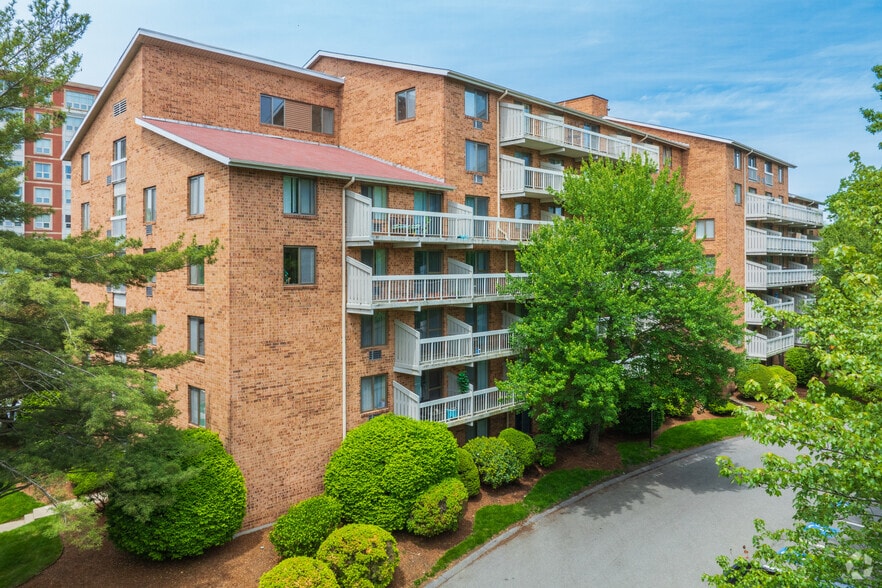 Primary Photo - Kimball Court