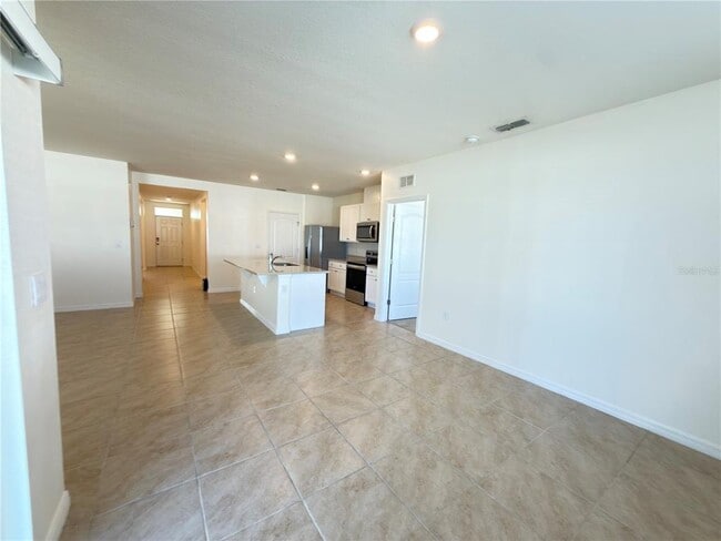 Building Photo - 307 Taylor Grvs St