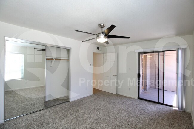 Building Photo - 5998 N 78th St