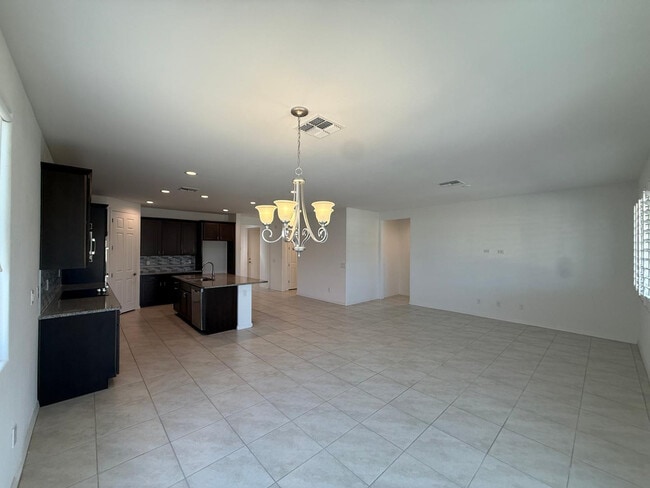 Building Photo - 15744 W Jefferson St