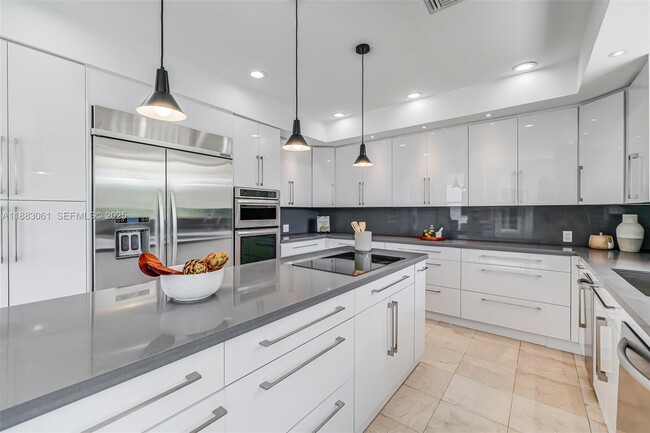 Building Photo - 184 Paloma Dr