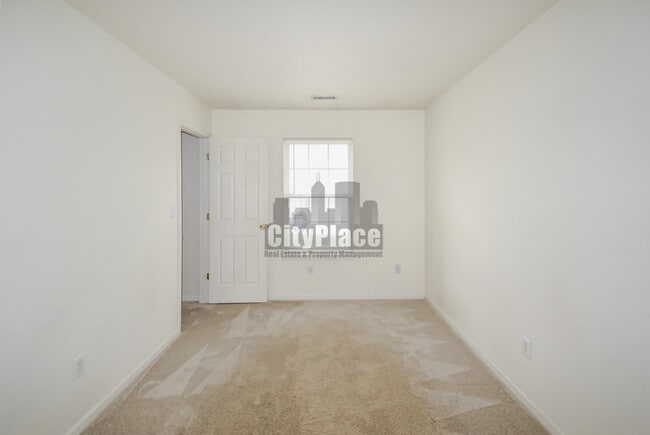 Building Photo - 312 Harts Ford Way