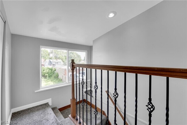 Building Photo - 7514 Bertha Ave