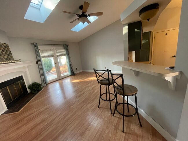 Building Photo - 3808 Raintree Dr