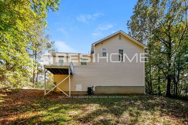 Building Photo - 133 Southern Trace Way