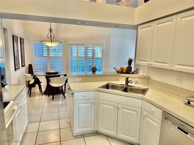 Building Photo - 930 Marble Dr