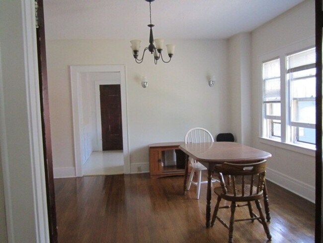 Building Photo - 620 Euclid Ave