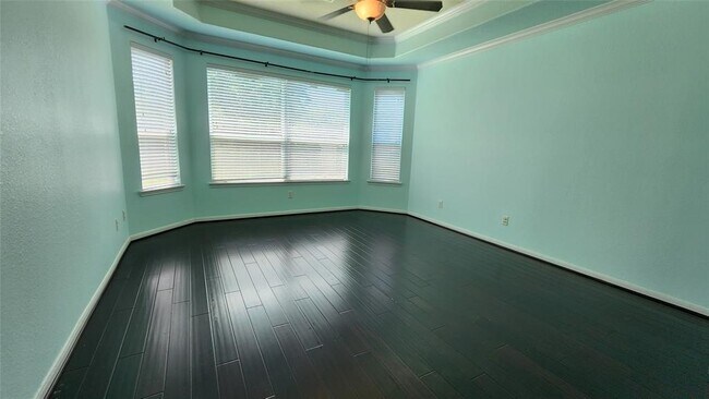 Building Photo - 2318 Nashmor Dr