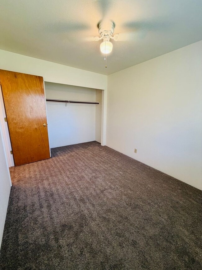 Building Photo - 138 Patterson Ct