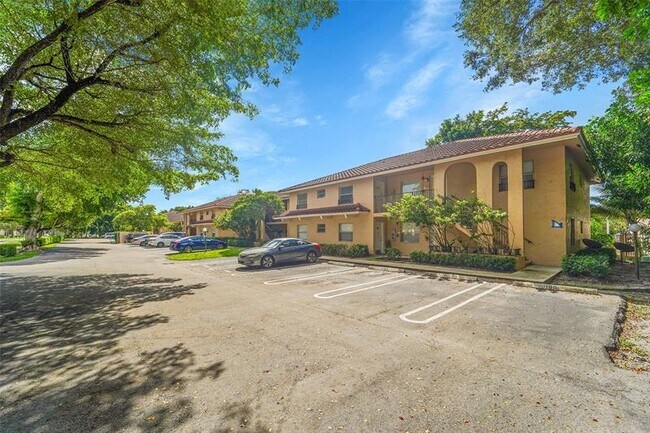 Building Photo - 9182 NW 40th St