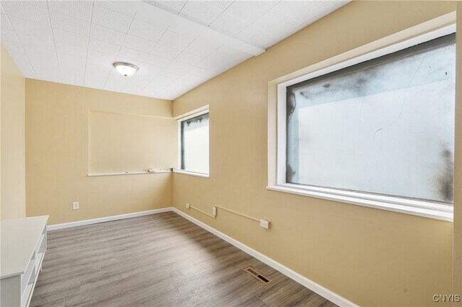 Building Photo - 2030 Erie Blvd E