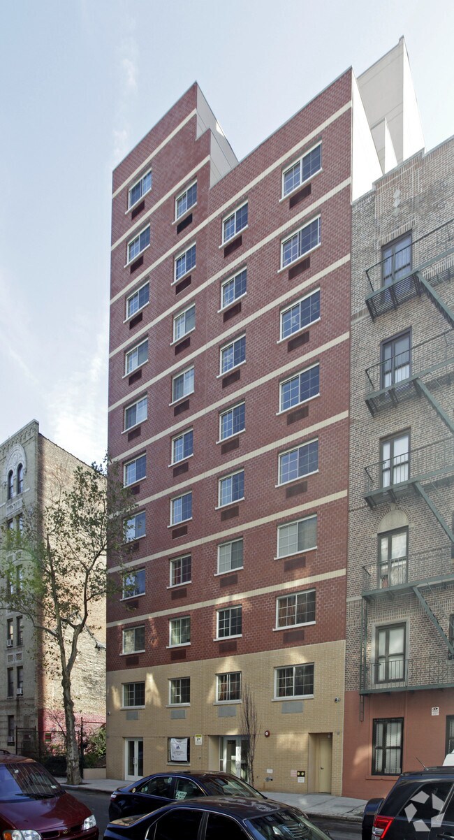 Building Photo - Creston Towers