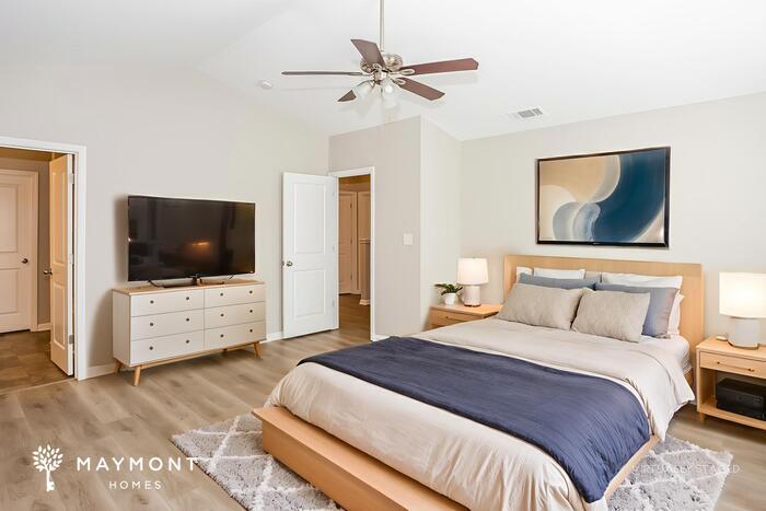 Building Photo - 1402 Kent Downs Ave SW