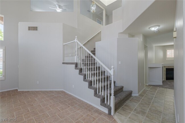 Building Photo - 2317 Sunrise Meadows Dr