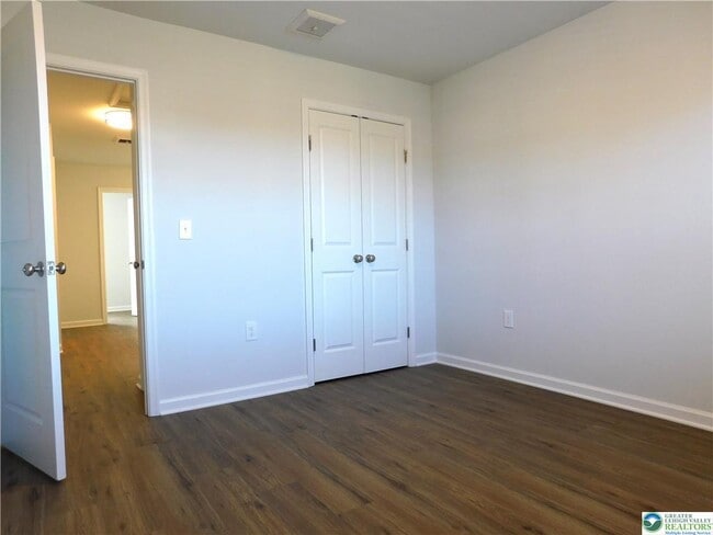 Building Photo - 6663 Stein Way
