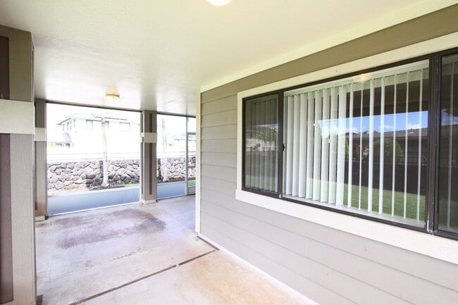 Building Photo - Mililani Mauka