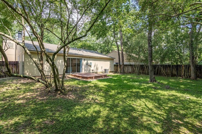 Building Photo - 6 Basal Briar Ct