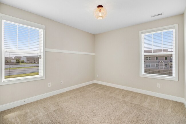 Building Photo - 301 Korbel Dr
