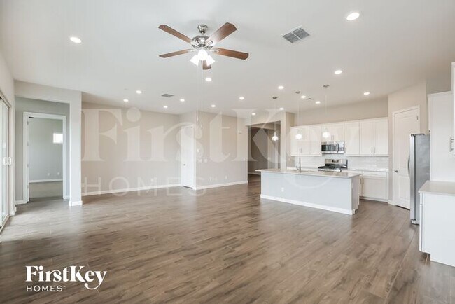Building Photo - 119 S 197th Dr