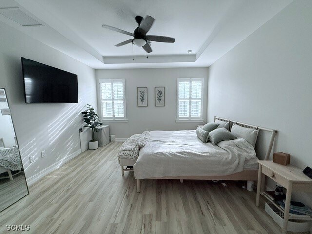 Building Photo - 2852 Royal Gardens Ave