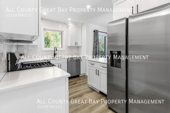 Building Photo - 921 Church St