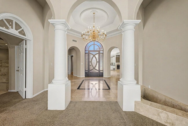 Building Photo - 8407 E Del Camino Dr