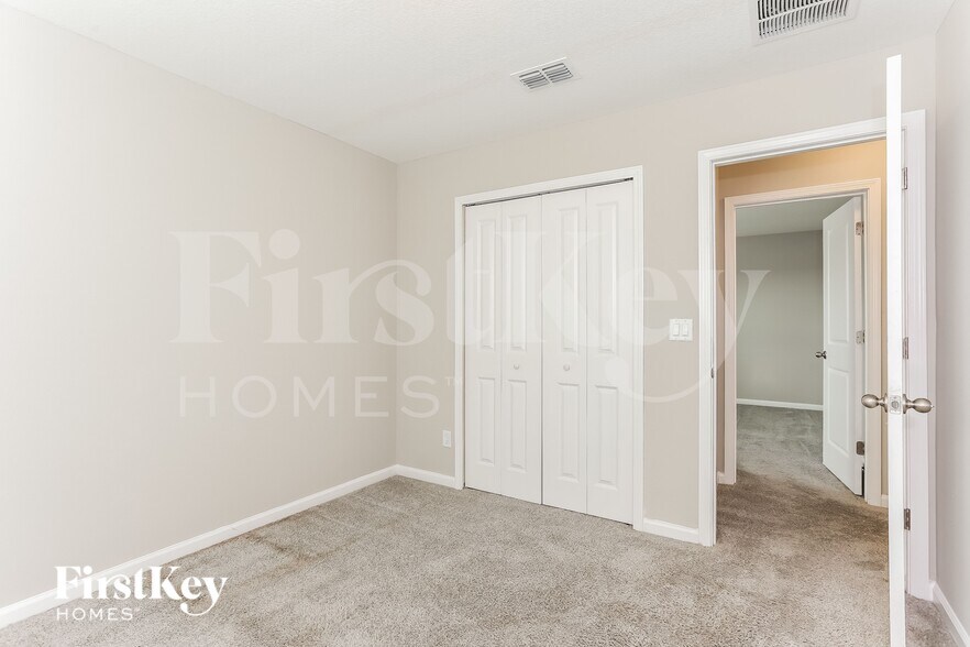 Building Photo - 75249 Chelsea Gdn Wy