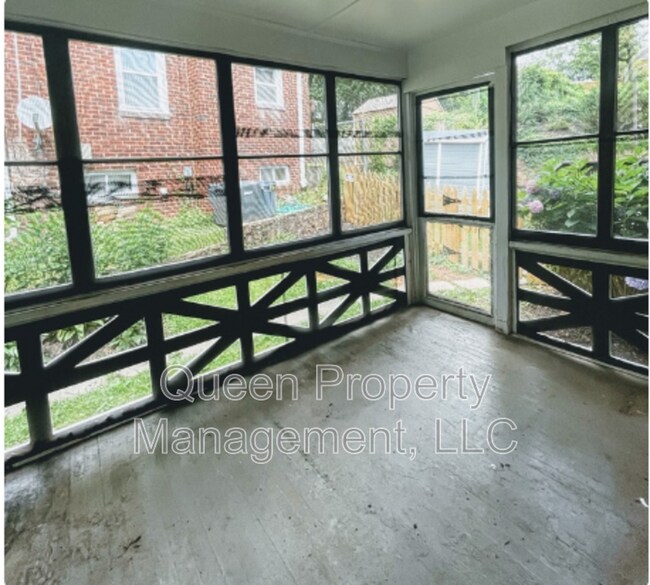 Building Photo - 2825 63rd Ave