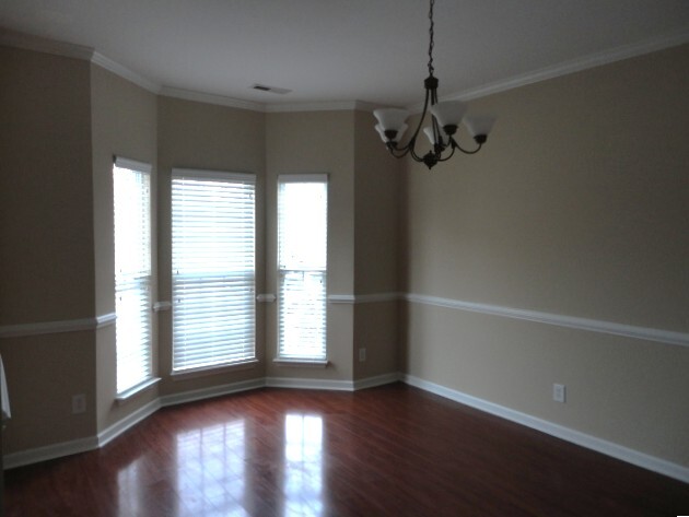 Building Photo - 690 Triple Crown Ct