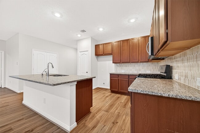 Building Photo - 12602 Blue Jay Dr