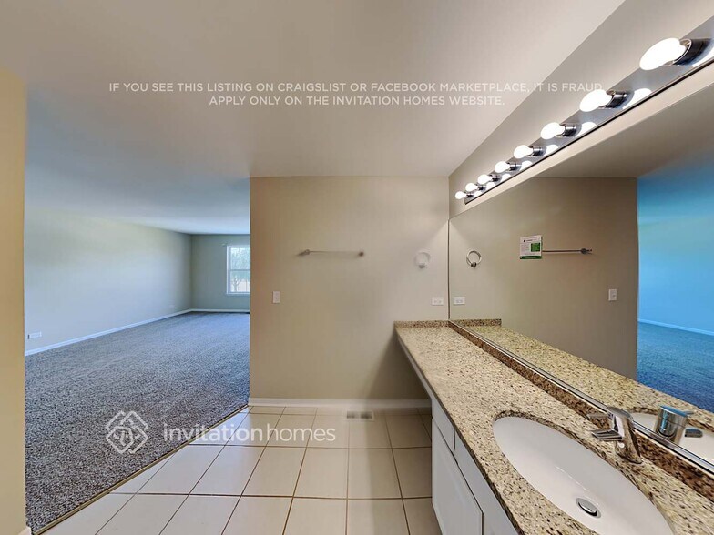 Building Photo - 6220 Pond View Dr