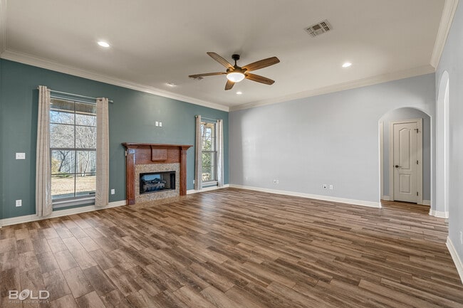 Building Photo - 4402 Ellis Ct