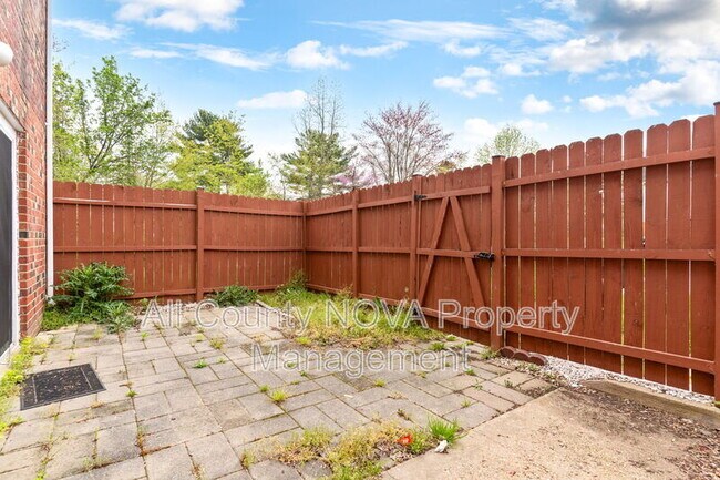 Building Photo - 50 Old Enterprise Rd